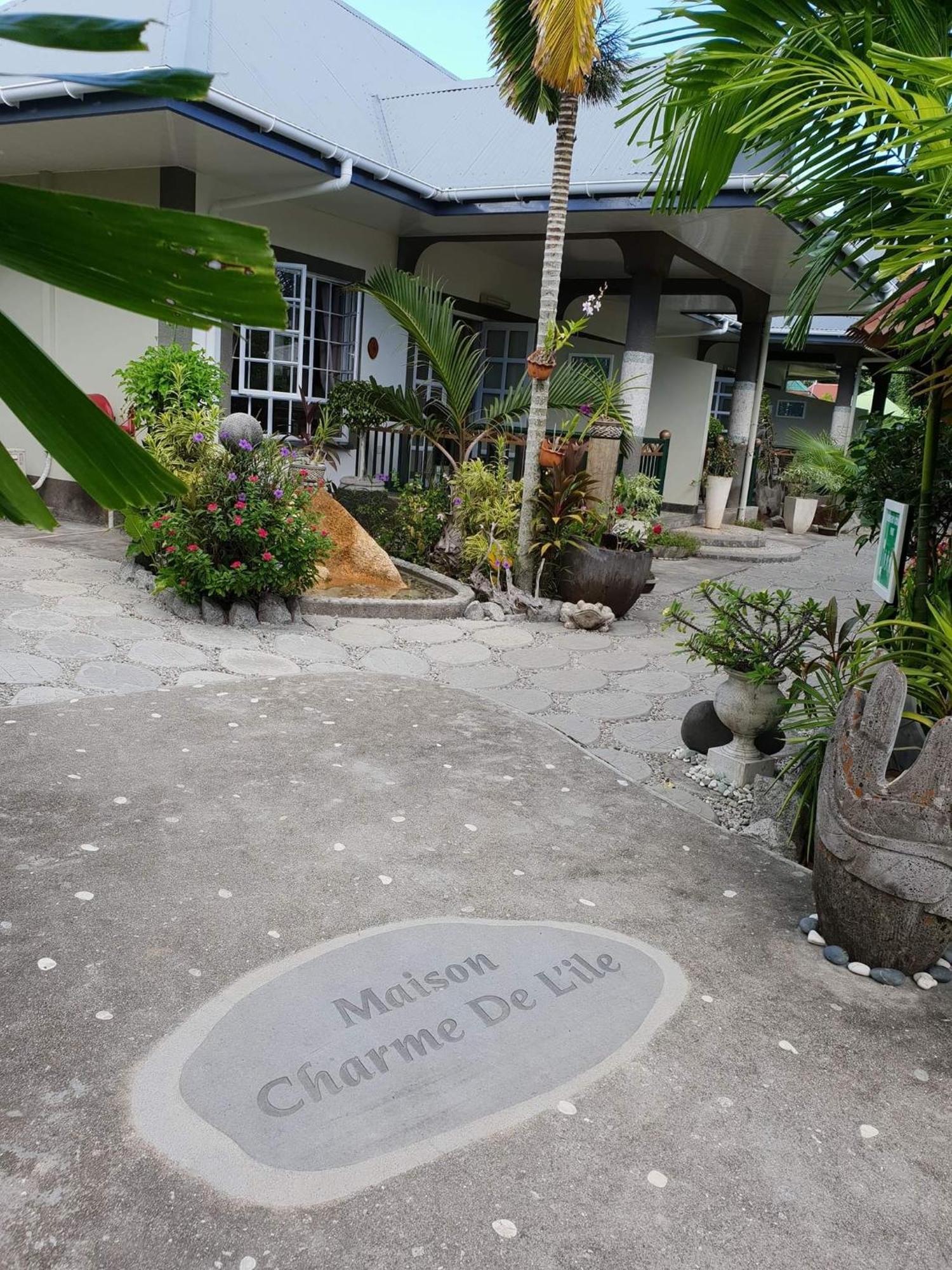Maison Charme De L'Ile Insel Insel La Digue Exterior foto