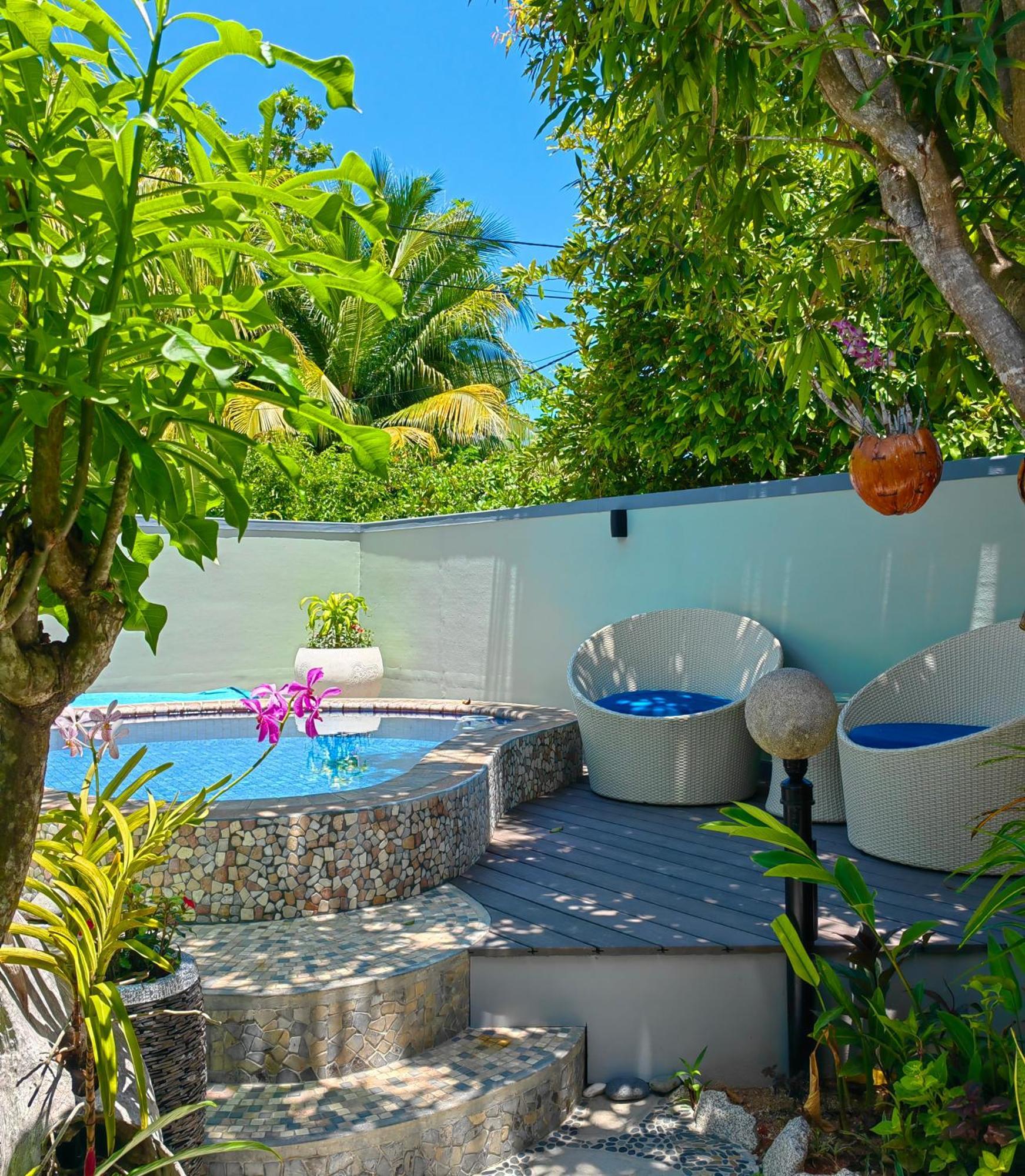 Maison Charme De L'Ile Insel Insel La Digue Exterior foto