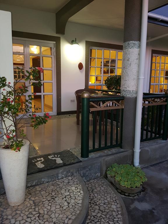 Maison Charme De L'Ile Insel Insel La Digue Exterior foto
