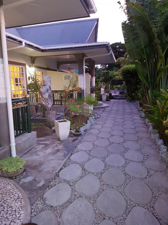 Maison Charme De L'Ile Insel Insel La Digue Exterior foto
